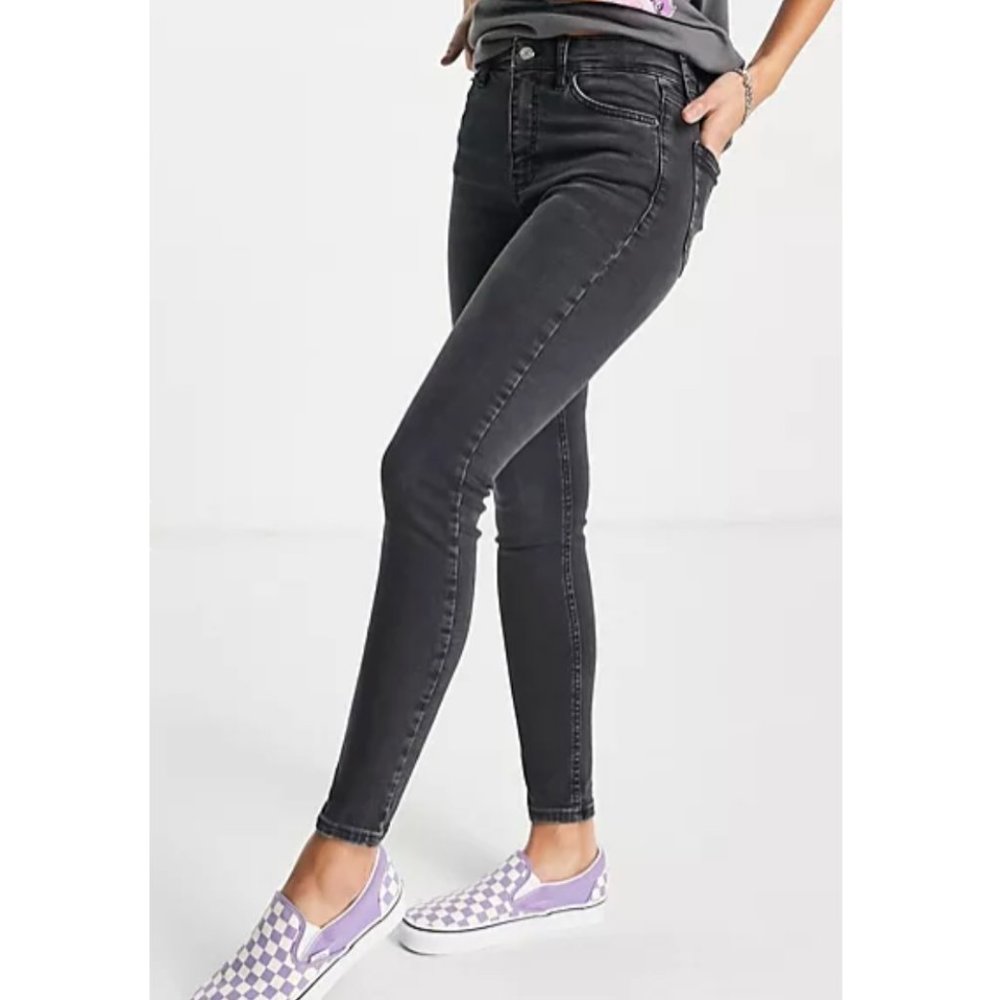 Topshop Jamie Jeans in Washed Black